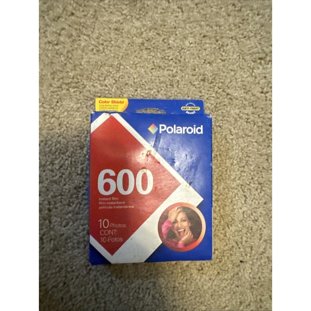 Polaroid 600 Instant Film 10 Photos Color Shield 3.5x4.2 for OneStep 600 One600
